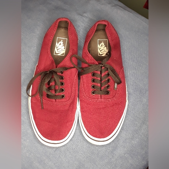 Maroon Vans - Like new - Picture 2 of 5